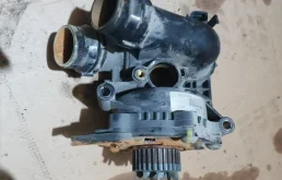 Помпа Volkswagen Passat CC 2012-2017
