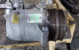 Муфта компрессора кондиционера для Volvo C30 на фотографиях