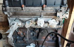 Двигатель для Citroen Berlingo 2014 года на фотографиях