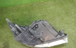 Фара ксенон левая для Opel Insignia 2013 года на фотографиях