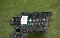 Впускной патрубок воздушного фильтра для Hyundai Solaris 2017 года на фотографиях