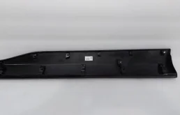 Молдинг двери передний правый для Toyota RAV4 на фотографиях