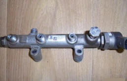 Датчик давления топлива для Audi Q7 на фотографиях