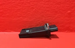 Датчик массового расхода воздуха для Nissan X-Trail на фотографиях