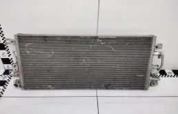 Радиатор охлаждения ДВС для Ford Explorer на фотографиях