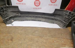 Бампер для Volkswagen Touran 2006 года на фотографиях