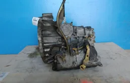 АКПП для Nissan X-Trail 2000 года на фотографиях