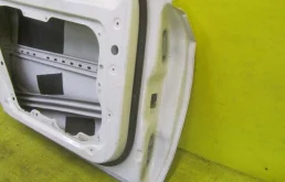 Дверь передняя левая для Mercedes-Benz A class на фотографиях