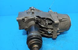 Редуктор переднего моста для Toyota RAV4 на фотографиях