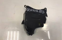 крышка грм Skoda Octavia 2013 1Z3 BSE