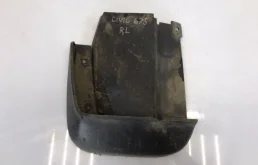 брызговик Honda Civic 4D 2006 FD1 R18A1