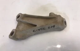 кронштейн двигателя Honda Civic 4D 2006 FD1 R18A1
