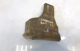 крепление бампера toyota corolla 2006 ZZE121 3ZZFE