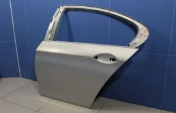 Дверь задняя левая для BMW 5er 2015 года на фотографиях