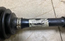 Привод передний левый для Audi Q7 2014 года на фотографиях