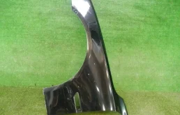 Крылья для BMW 7er 2012 года на фотографиях