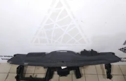 Торпедо (в сборе) для Hyundai Solaris 2010 года на фотографиях