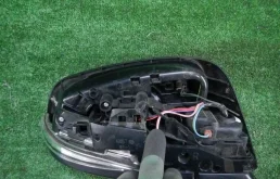 Зеркала для Toyota RAV4 2021 года на фотографиях