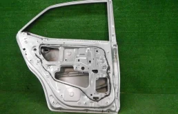 Дверь задняя левая для Toyota Corolla 2018 года на фотографиях