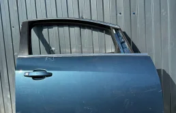 Стекло двери OPEL ASTRA J 2010- переднее правое б/у ASTRA J(2009-2017)