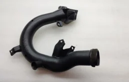 Впускной патрубок воздушного фильтра для Toyota RAV4 2019 года на фотографиях