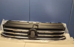 Решетка радиатора для Volkswagen Polo Sedan 2011-