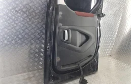 Двери для Citroen Berlingo 2016 года на фотографиях