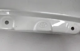 Крыло правое для Toyota RAV4 2024 года на фотографиях