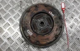 Маховик Volkswagen Golf 4 поколение (1997-2004) бензин 1.4 i Механика