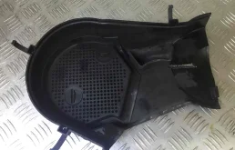 Защита (кожух, крышка) ремня генератора Audi A4 B6 (2000-2005) дизель 2.5 TDI Механика Седан