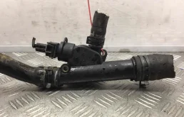 Фланец (тройник) системы охлаждения Volkswagen Golf 4 поколение (1997-2004) дизель 1.9 SDI Механика Х/б