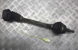 Полуось передняя левая (приводной вал, ШРУС) Volkswagen Golf 4 поколение (1997-2004) бензин 1.6 i Механика Х/б