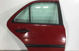 Дверь задняя правая Mercedes C-klasse W202/S202 [рестайлинг] (1997-2001) бензин 1.8 i Механика Седан