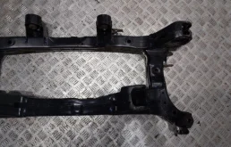 Задняя балка для Hyundai Creta на фотографиях