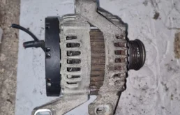 Генератор для Volvo XC90 2013 года на фотографиях