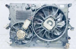 Кассета радиаторов для Audi Q7 на фотографиях