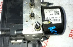 Блок ABS для Honda Accord 2005 года на фотографиях