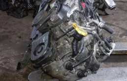 Двигатель без навесного для Subaru Legacy B4 на фотографиях