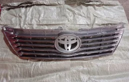 Решетка переднего бампера для Toyota Camry XV50 (JDM) 2011-2017