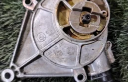 вакуумный насос (11 66 7 640 279) для BMW 5er Ф10 2010-2013