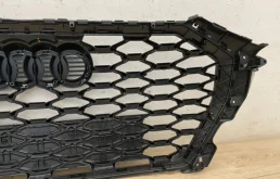 Решетка радиатора для Audi Q3 2023 года на фотографиях