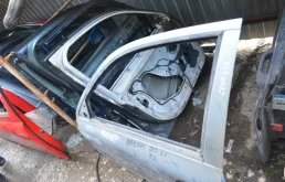 Дверь передняя левая для Skoda Octavia A4
