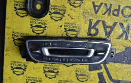 Блок климатической установкой Renault Fluence 2010