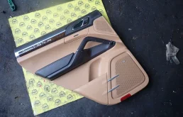 Обшивка двери зад перед левой Porsche Cayenne 2