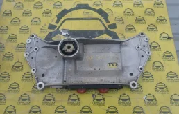 Балка подмоторная для VW Golf V 2003-2009