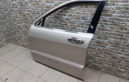 Дверь передняя левая для Jeep Grand Cherokee 2016 года на фотографиях