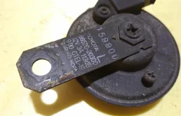 Звуковой сигнал для Toyota Corolla на фотографиях