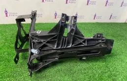 Кронштейн крепления фары BMW F10