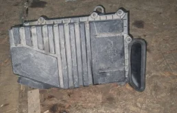 Корпус воздушного фильтра Volkswagen Passat 2007 3С5
