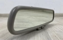Зеркало заднего вида (в салоне) для Audi Q7 2008 года на фотографиях